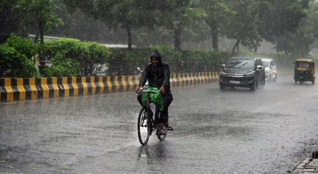 यूपी में भारी बारिश का अलर्ट, लखनऊ समेत कई जिलों में बारिश की संभावना