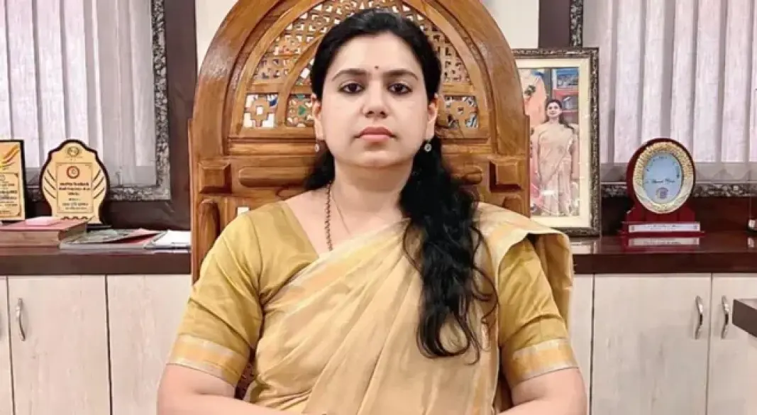 पूर्व IAS अधिकारी दिव्या मित्तल की राजनीति में एंट्री