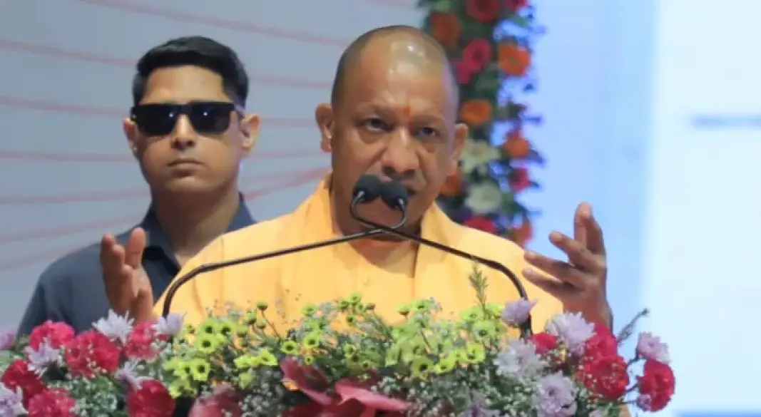 मुख्यमंत्री योगी आदित्यनाथ द्वारा उत्तर प्रदेश के प्रभावित किसानों के लिए राहत राशि जारी करने का कार्यक्रम