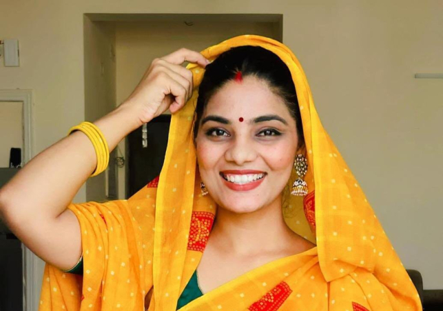 Folk-Singer-Neha-Neha-Singh-Rathore
