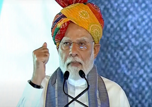 PM मोदी